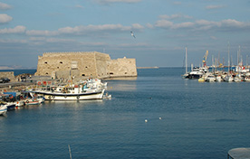 Heraklion (Crete) - Santorini (Thira) - Ios - Naxos - Mykonos - Paros - SeaJets